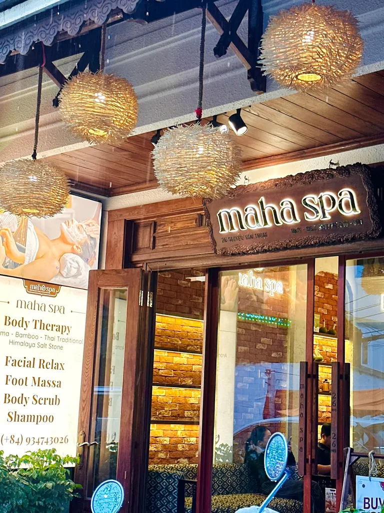 Maha Spa - Massage, Facial, Shampoo - Photo 1