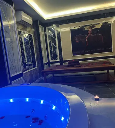 NURU MASSAGE HẠ LONG - Spa in Unknown District