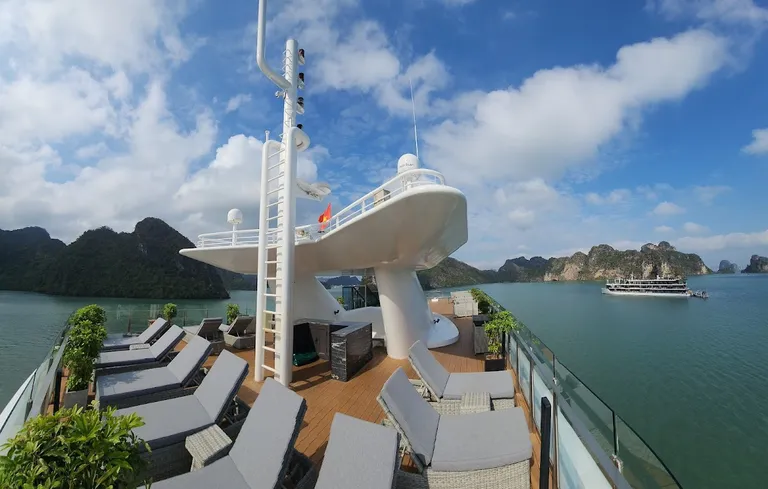 Elite of the Seas Cruise Halong bay - Photo 1